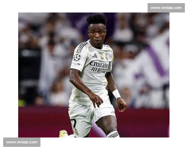 亚马尔晒辱骂快拍宣战：国家德比未踢，战火已烧穿伯纳乌