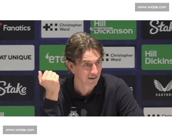 后防双擎立大功！弗兰克盛赞丹索补缺与范德芬领袖力