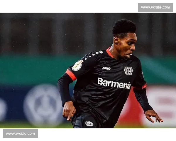 双红会烧至转会窗!曼市双雄 8 千万竞逐尤尔曼德 双红会烧至转会窗!曼市双雄 8 千万竞逐尤尔曼德