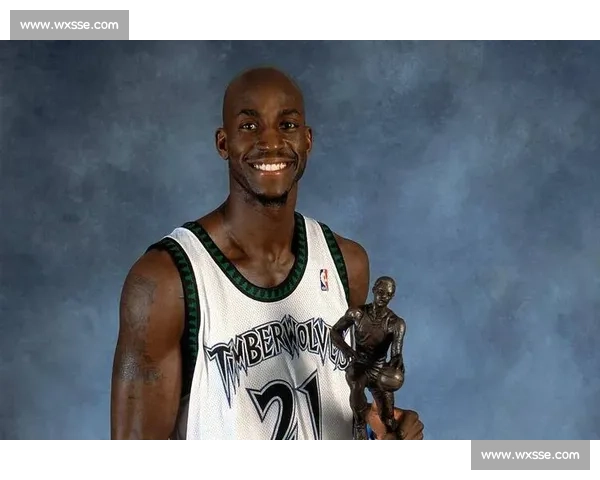 NBA 涉赌后续:加内特卷入非法牌局 称不知情且提前离场 NBA 涉赌后续:加内特卷入非法牌局 称不知情且提前离场